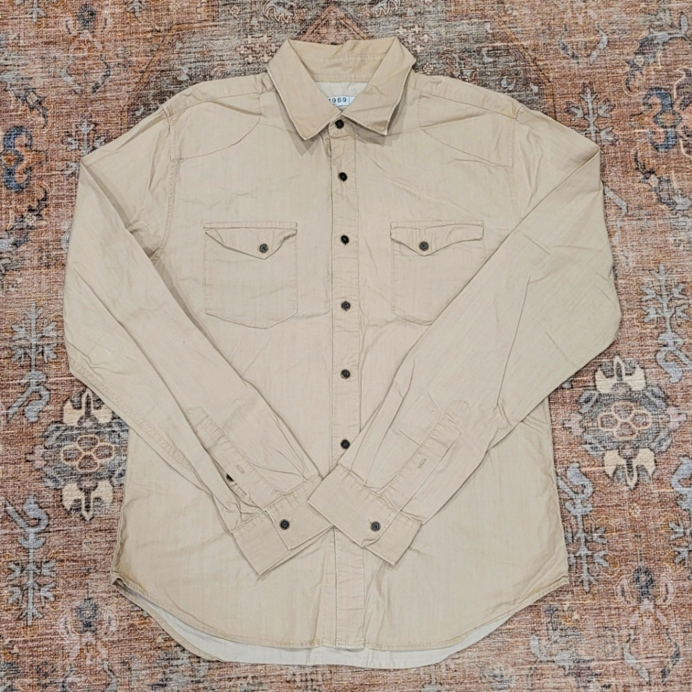 Gap medium tan long sleeve button down